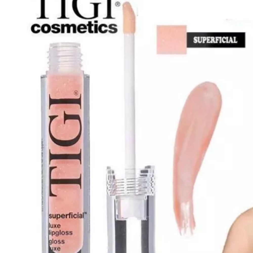 TIGI Pink Lipgloss Color Superficial